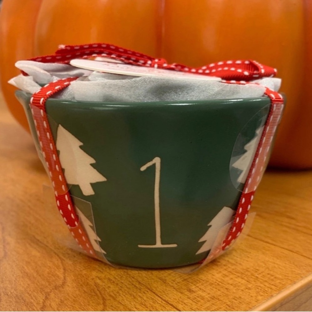 Rae Dunn Christmas Tree Measuring Cups